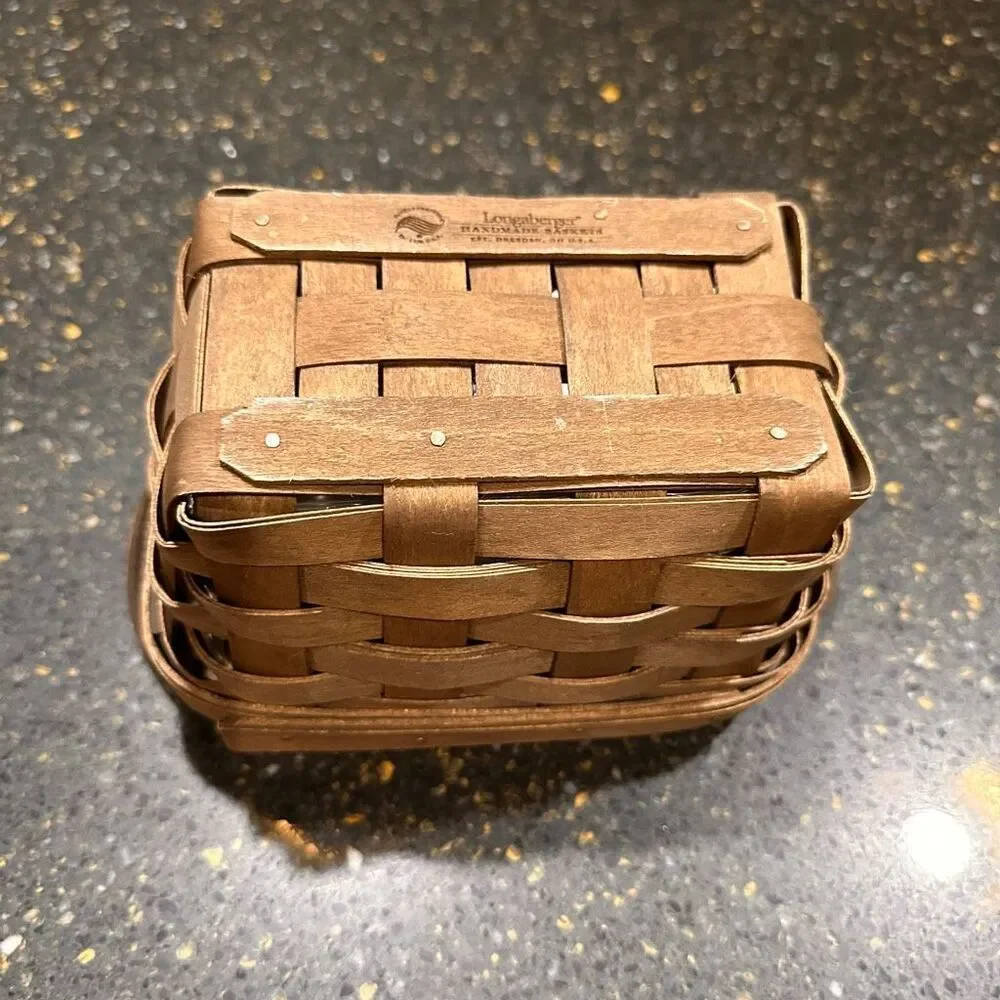 Longaberger Tea Basket with Liner and Protector